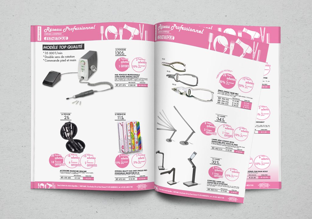Catalogues promotionnels ©Romain Jimenez
