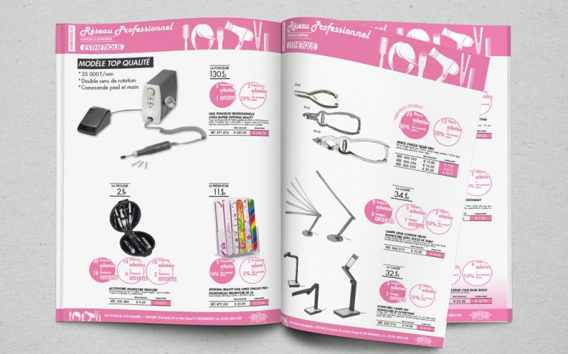 Catalogues promotionnels ©Romain Jimenez